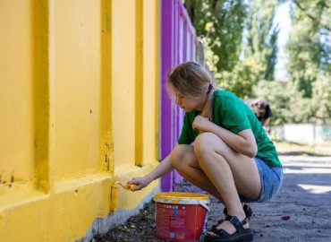 Волонтеры фонда «Милосердие» до конца ноября закрасят более 300 вандальных надписей в Липецкой области